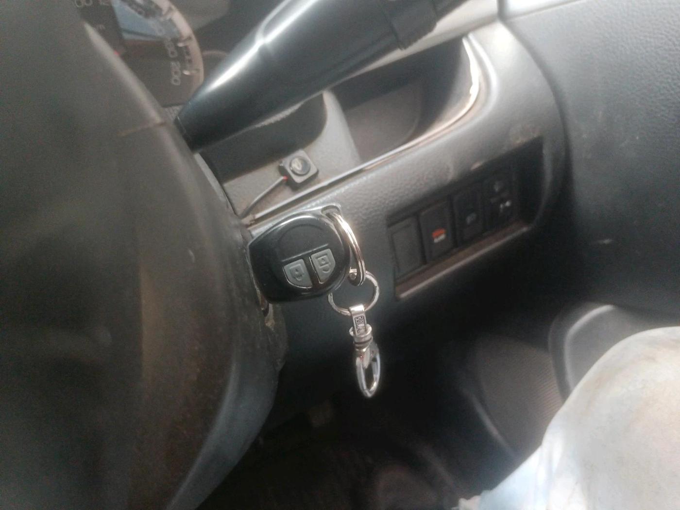 2012 Maruti Swift VXI, Petrol, Manual, 1,86,156 km, interior
