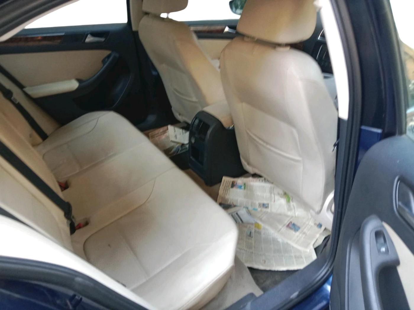 2014 Volkswagen Jetta COMFORTLINE TSI, Petrol, Manual, 1,50,474 km, interior