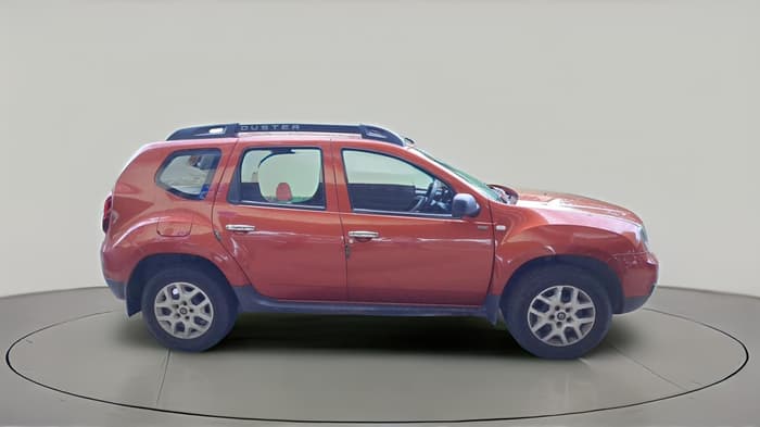 2019 Renault Duster RXE PETROL, CNG, Manual, 38,933 km, exterior