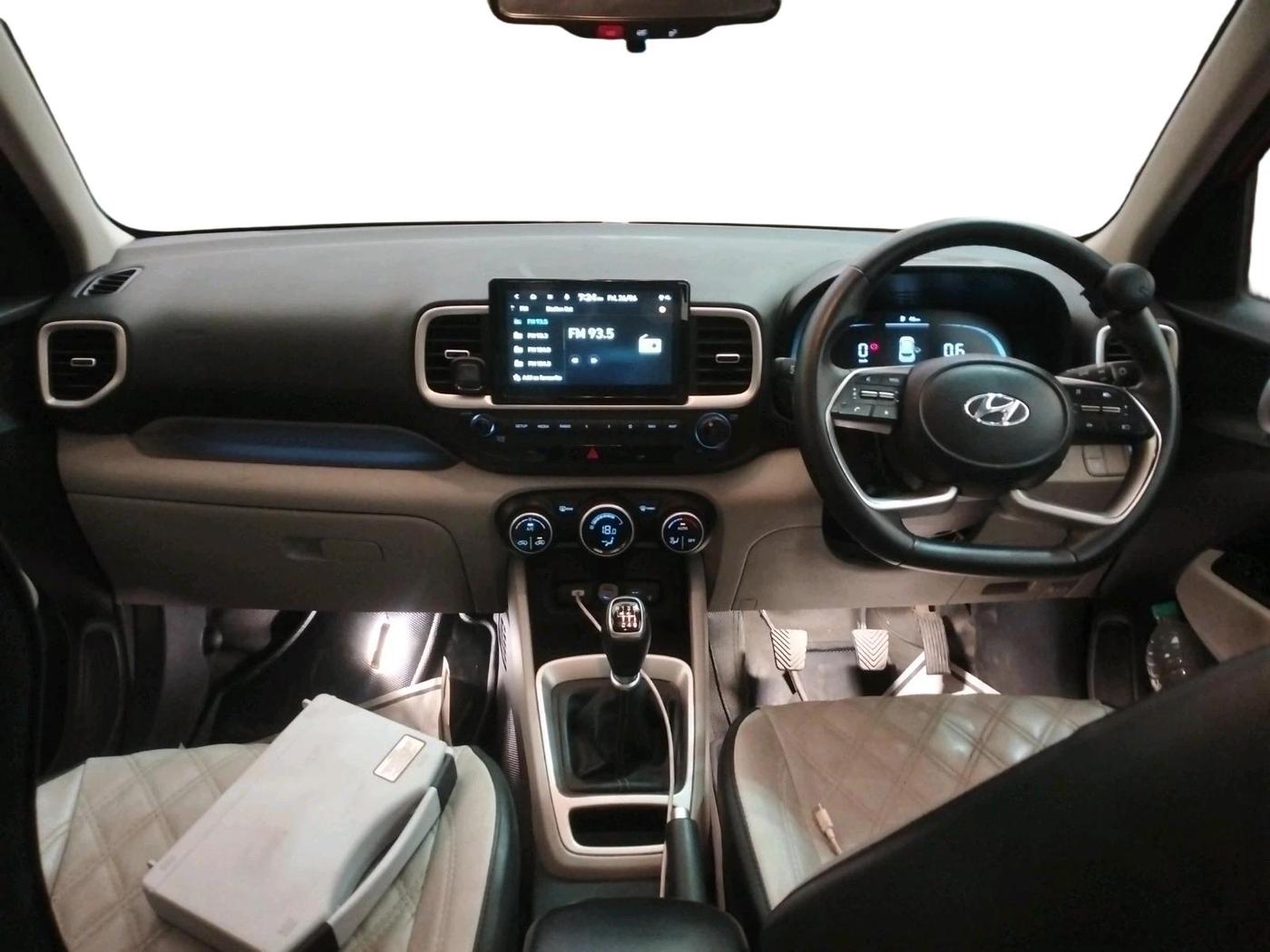 2022 Hyundai VENUE SX (O) 1.5 CRDI, Diesel, Manual, 8,59,585 km, interior