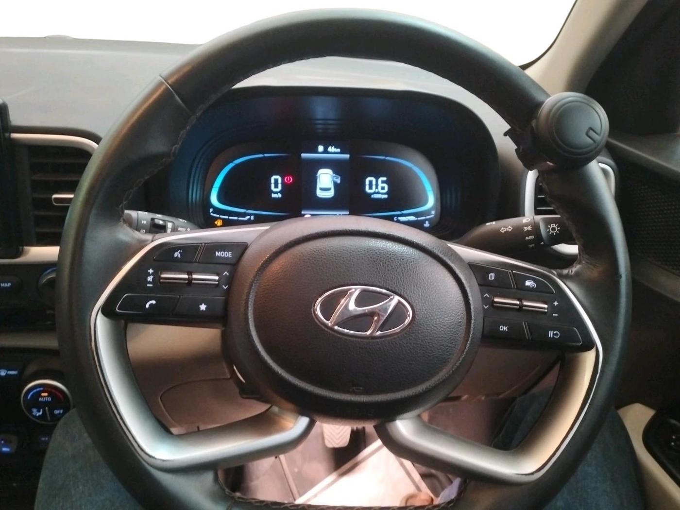 2022 Hyundai VENUE SX (O) 1.5 CRDI, Diesel, Manual, 8,59,585 km, interior
