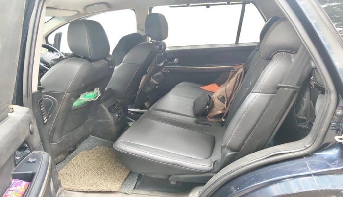 2017 Tata Hexa XTA 4X2 7 STR, Diesel, Automatic, 1,03,872 km, interior