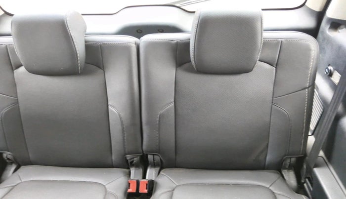 2017 Tata Hexa XTA 4X2 7 STR, Diesel, Automatic, 1,03,872 km, interior