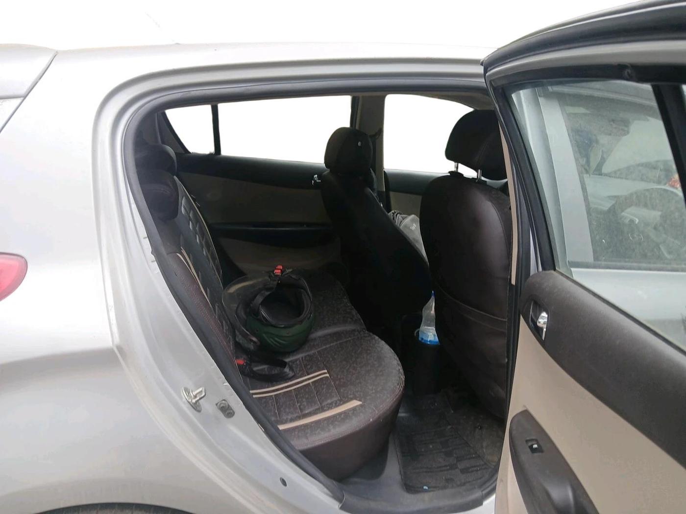 2014 Hyundai Elite i20 ASTA 1.2, Petrol, Manual, 85,359 km, interior