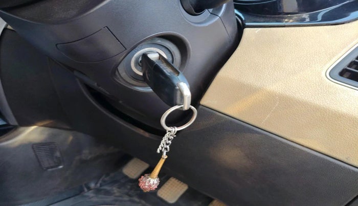 2014 Tata Zest XMS PETROL, Petrol, Manual, 30,170 km, interior