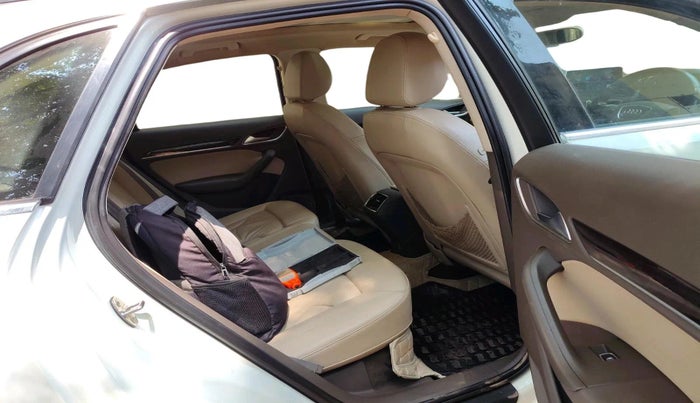 2013 Audi Q3 2.0 TDI QUATTRO, Diesel, Automatic, 70,936 km, interior