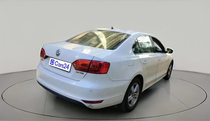 2011 Volkswagen Jetta COMFORTLINE 2.0L TDI, Diesel, Manual, 2,52,940 km, exterior