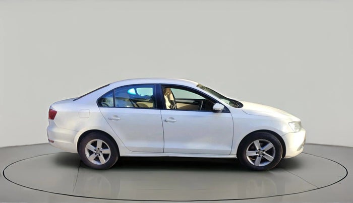 2011 Volkswagen Jetta COMFORTLINE 2.0L TDI, Diesel, Manual, 2,52,940 km, exterior