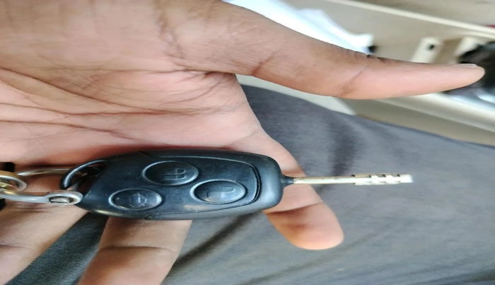 2012 Ford Fiesta Classic SXI 1.6 PETROL, Petrol, Manual, 1,05,591 km, interior