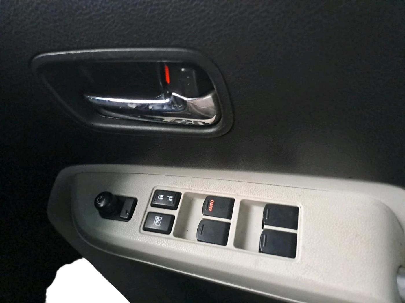 2017 Maruti IGNIS ZETA 1.2, Petrol, Manual, 14,790 km, interior