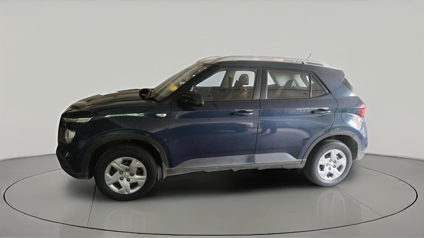2022 Hyundai VENUE S 1.2, Petrol, Manual, 66,019 km, exterior