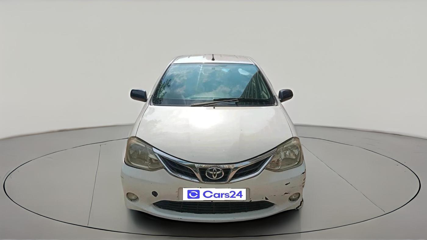 2011 Toyota Etios V, Petrol, Manual, 1,29,028 km, exterior