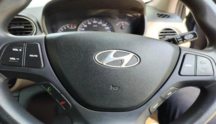 2015 Hyundai Xcent S (O) 1.2, Petrol, Manual, 44,075 km, interior