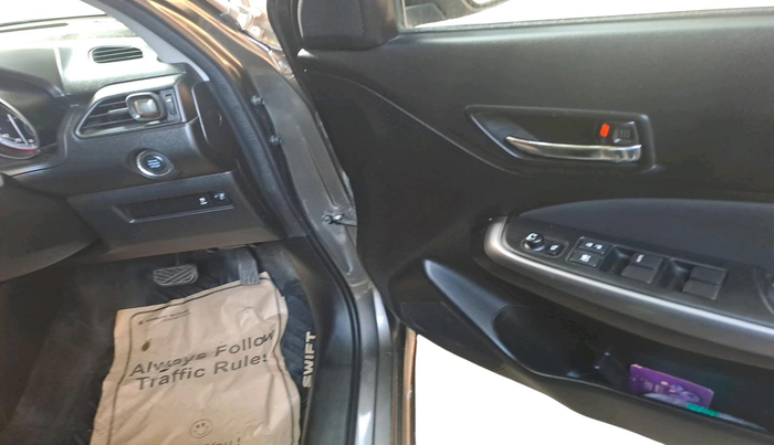 2023 Maruti Swift ZXI PLUS AMT, Petrol, Automatic, 12,157 km, interior
