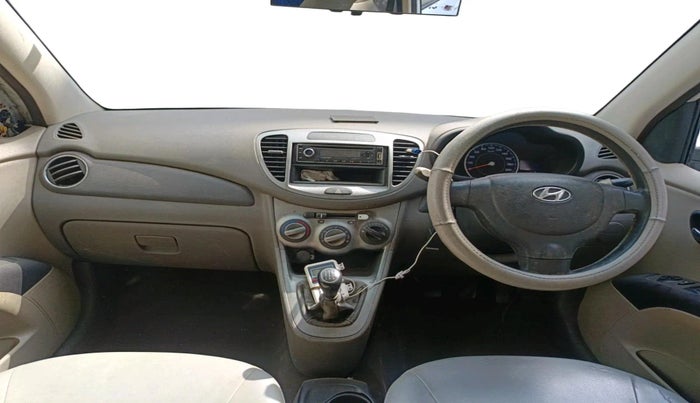 2011 Hyundai i10 MAGNA 1.2, CNG, Manual, 85,278 km, interior