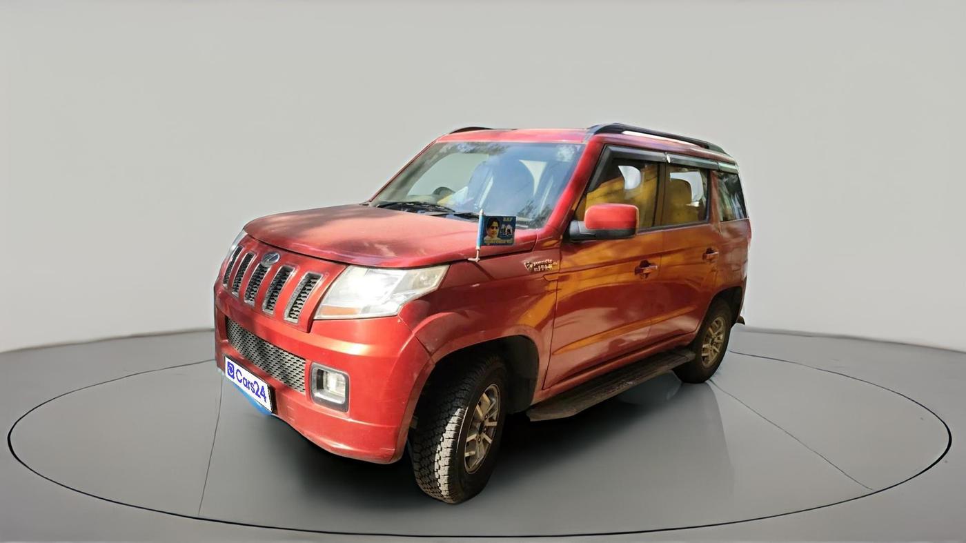 2016 Mahindra TUV300 T8, Diesel, Manual, 2,12,792 km, exterior