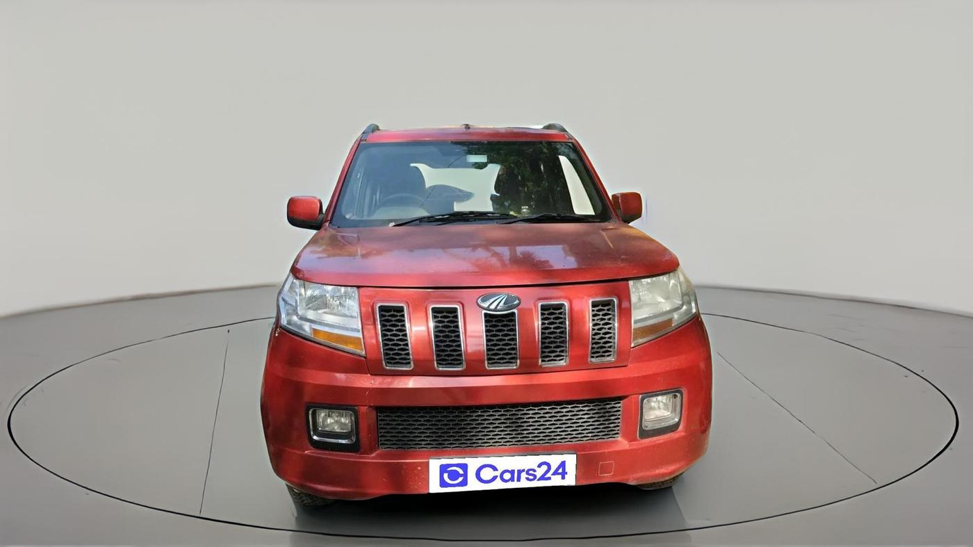 2016 Mahindra TUV300 T8, Diesel, Manual, 2,12,792 km, exterior