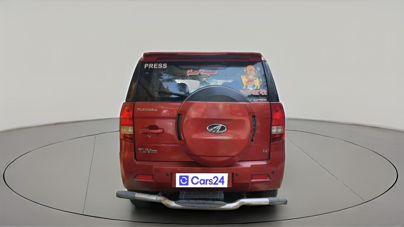2016 Mahindra TUV300 T8, Diesel, Manual, 2,12,792 km, exterior