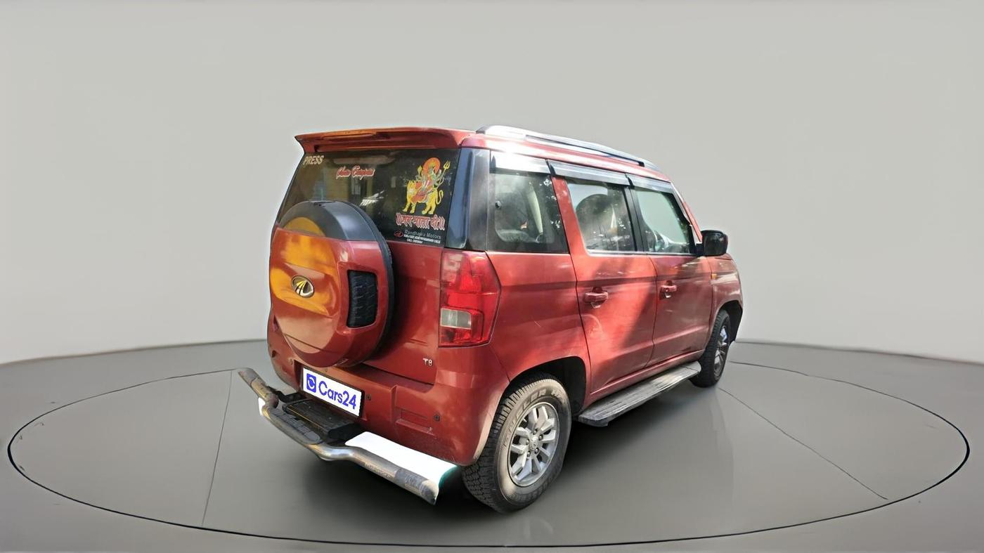 2016 Mahindra TUV300 T8, Diesel, Manual, 2,12,792 km, exterior