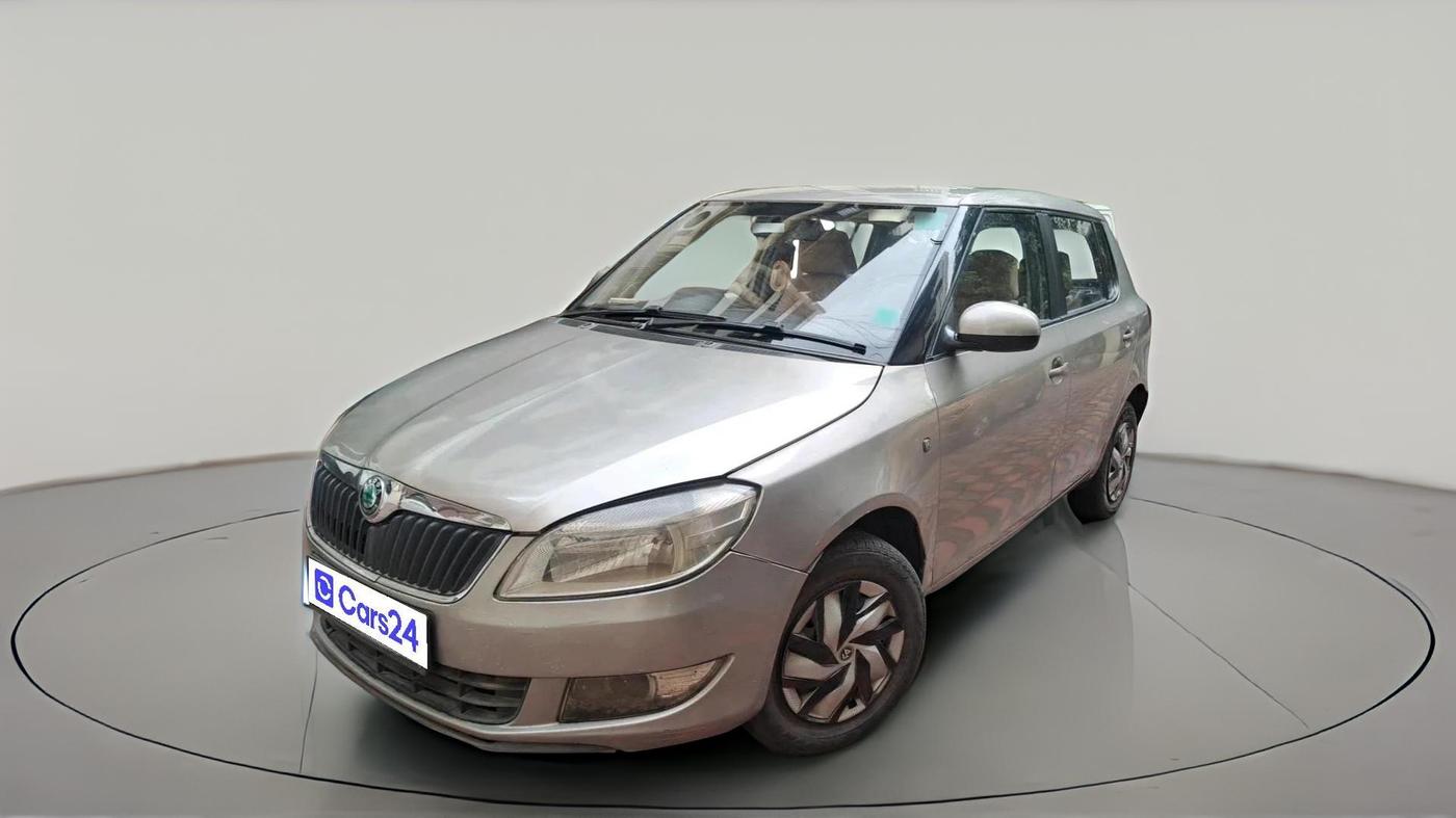 2011 Skoda Fabia AMBIENTE 1.2 TDI, Diesel, Manual, 74,473 km, exterior