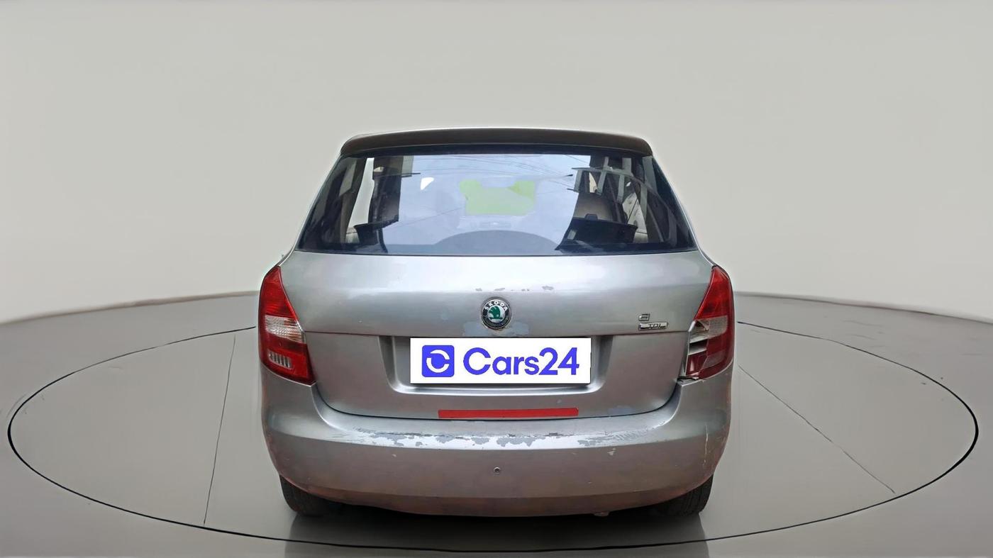 2011 Skoda Fabia AMBIENTE 1.2 TDI, Diesel, Manual, 74,473 km, exterior