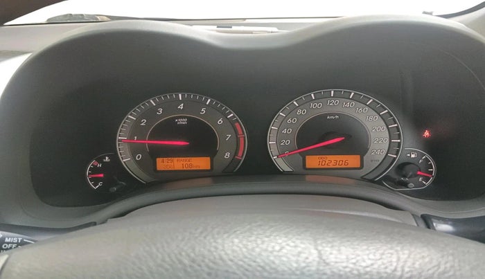 2010 Toyota Corolla Altis GL PETROL, Petrol, Manual, 1,02,306 km, interior