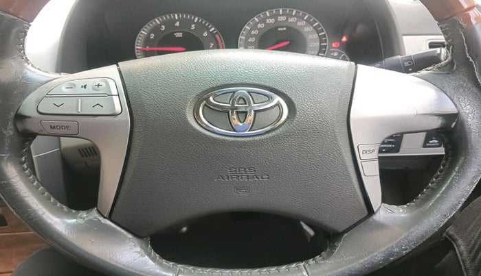 2010 Toyota Corolla Altis GL PETROL, Petrol, Manual, 1,02,306 km, interior