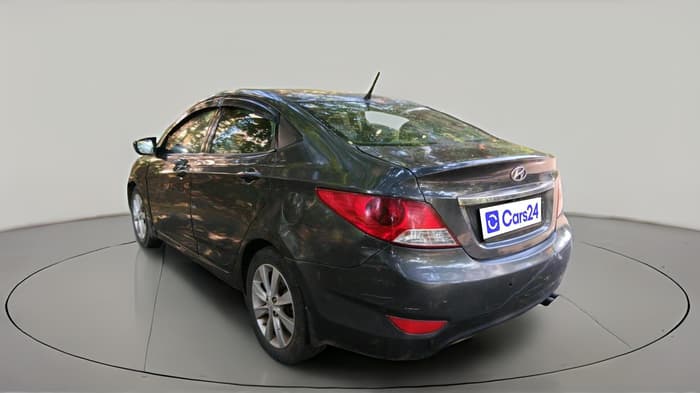 2011 Hyundai Verna FLUIDIC 1.6 VTVT SX, Petrol, Manual, 63,890 km, exterior