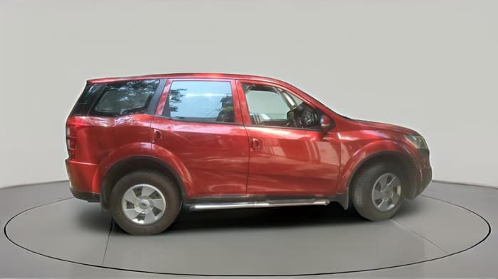 2014 Mahindra XUV500 W6, Diesel, Manual, 51,142 km, exterior