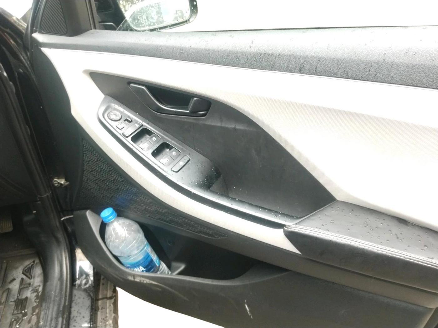 2022 Hyundai Creta E 1.5 PETROL, Petrol, Manual, 45,016 km, interior