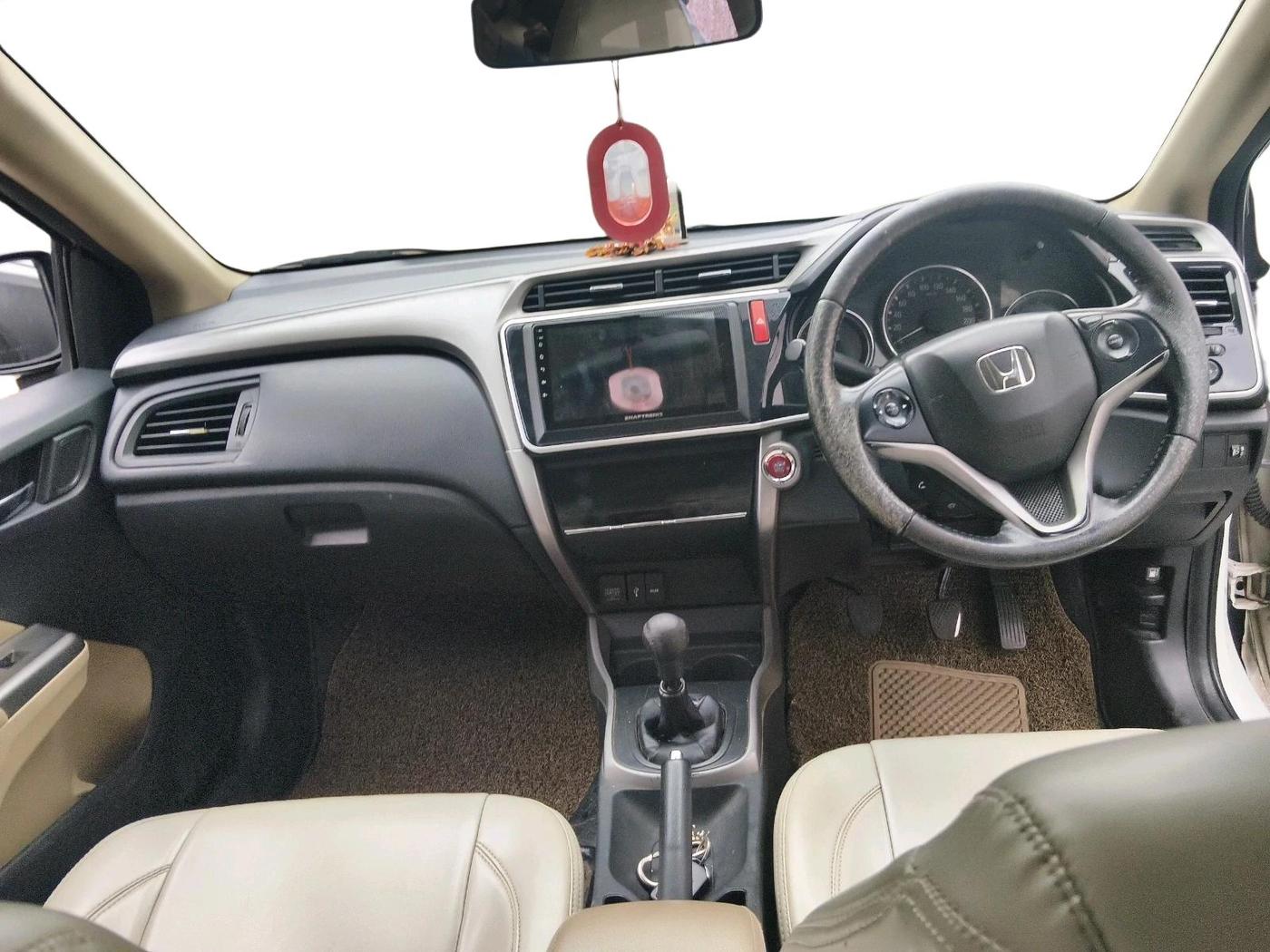 2016 Honda City 1.5L I-VTEC VX, Petrol, Manual, 1,40,381 km, interior