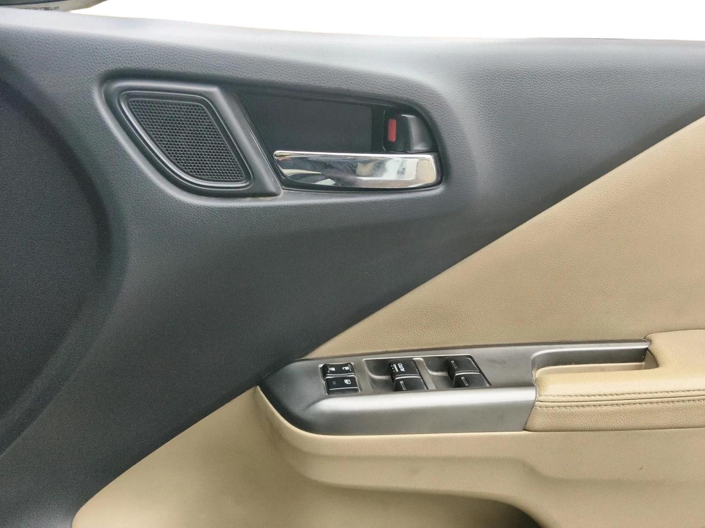 2016 Honda City 1.5L I-VTEC VX, Petrol, Manual, 1,40,381 km, interior