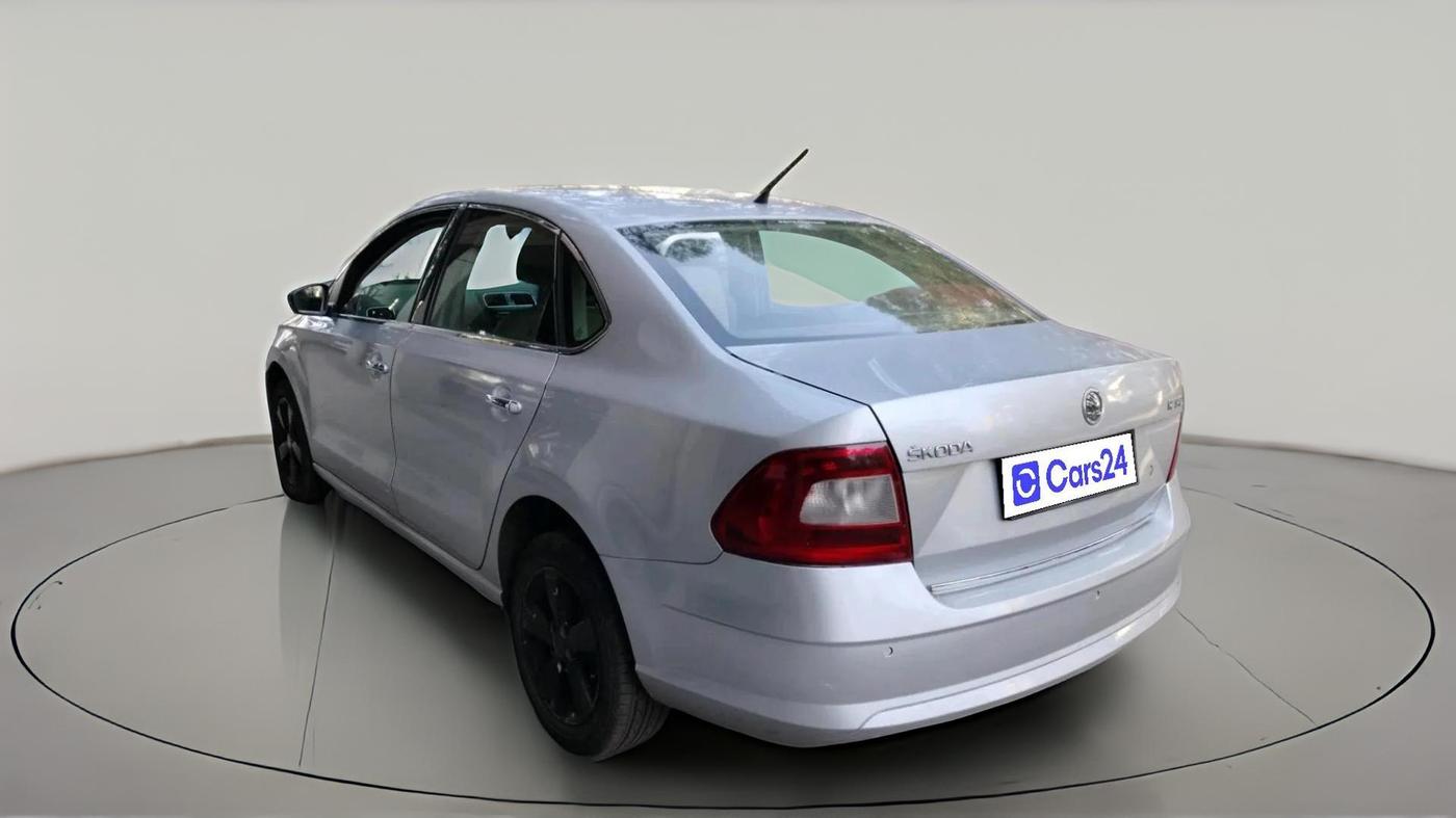2016 Skoda Rapid 1.5 TDI CR ELEGANCE AT, Diesel, Automatic, 1,08,919 km, exterior