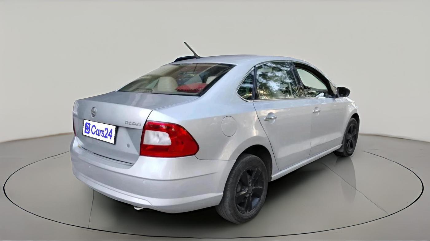 2016 Skoda Rapid 1.5 TDI CR ELEGANCE AT, Diesel, Automatic, 1,08,919 km, exterior