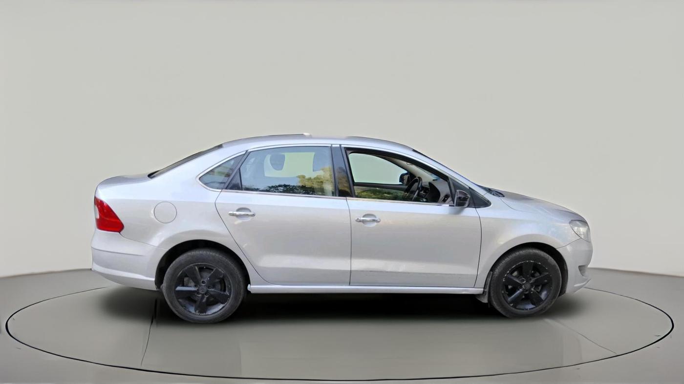2016 Skoda Rapid 1.5 TDI CR ELEGANCE AT, Diesel, Automatic, 1,08,919 km, exterior