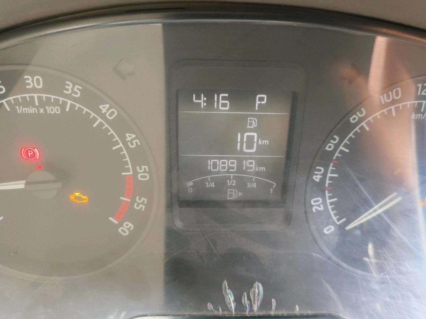 2016 Skoda Rapid 1.5 TDI CR ELEGANCE AT, Diesel, Automatic, 1,08,919 km, interior
