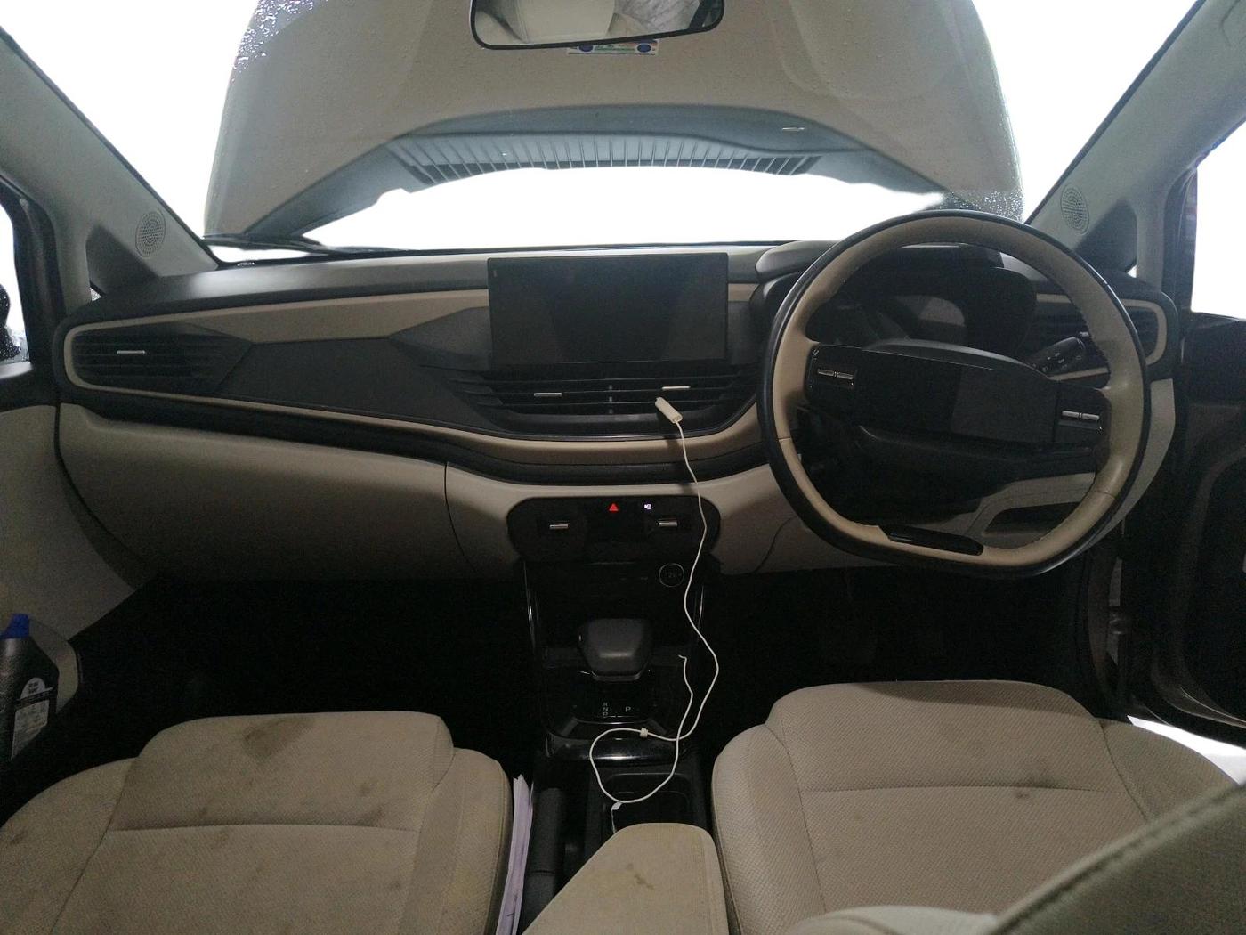 2025 Tata ALTROZ Accomplished Plus S Petrol 6DCT, Petrol, Automatic, 34,393 km, interior