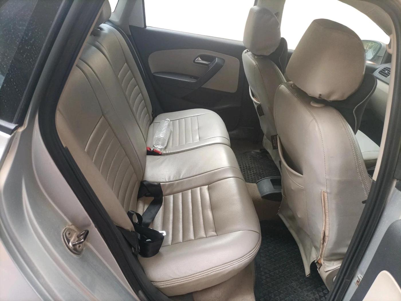 2011 Volkswagen Polo COMFORTLINE 1.2L PETROL, Petrol, Manual, 82,307 km, interior
