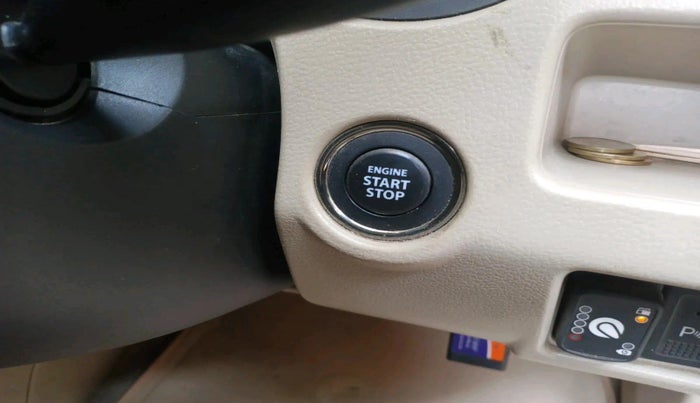 2015 Maruti Ciaz ZXI AT, CNG, Automatic, 1,14,295 km, interior