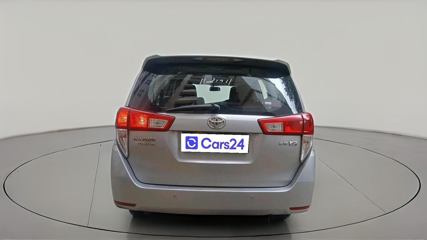 2016 Toyota Innova Crysta 2.8 ZX AT 7 STR, Diesel, Automatic, 75,163 km, exterior