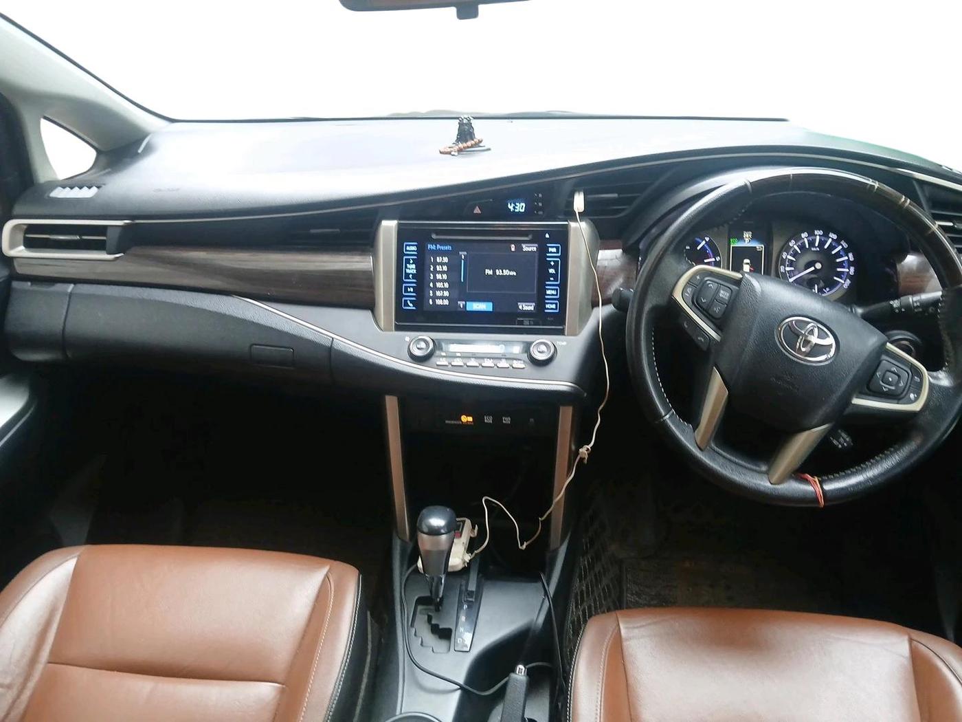 2016 Toyota Innova Crysta 2.8 ZX AT 7 STR, Diesel, Automatic, 75,163 km, interior