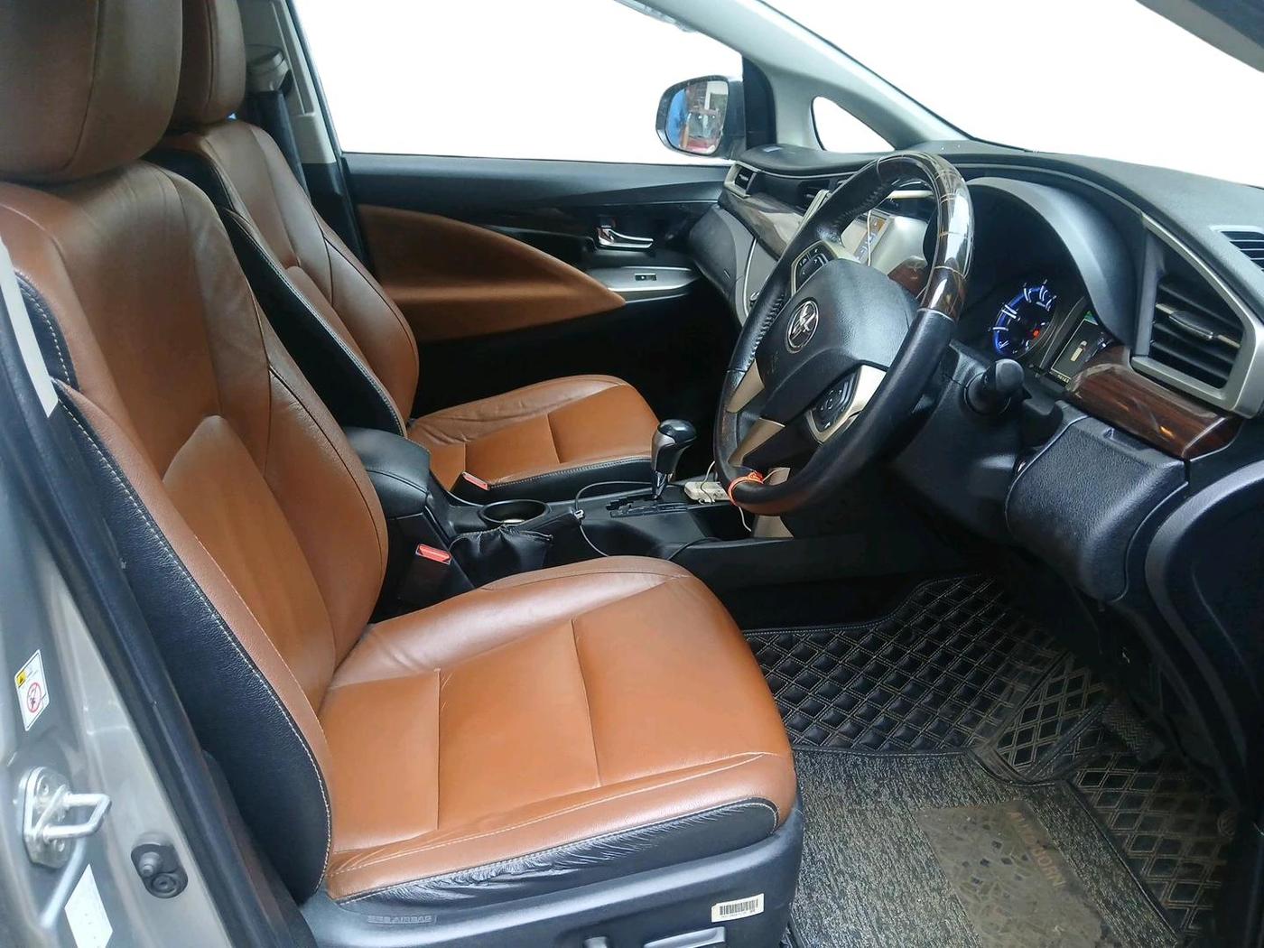 2016 Toyota Innova Crysta 2.8 ZX AT 7 STR, Diesel, Automatic, 75,163 km, interior