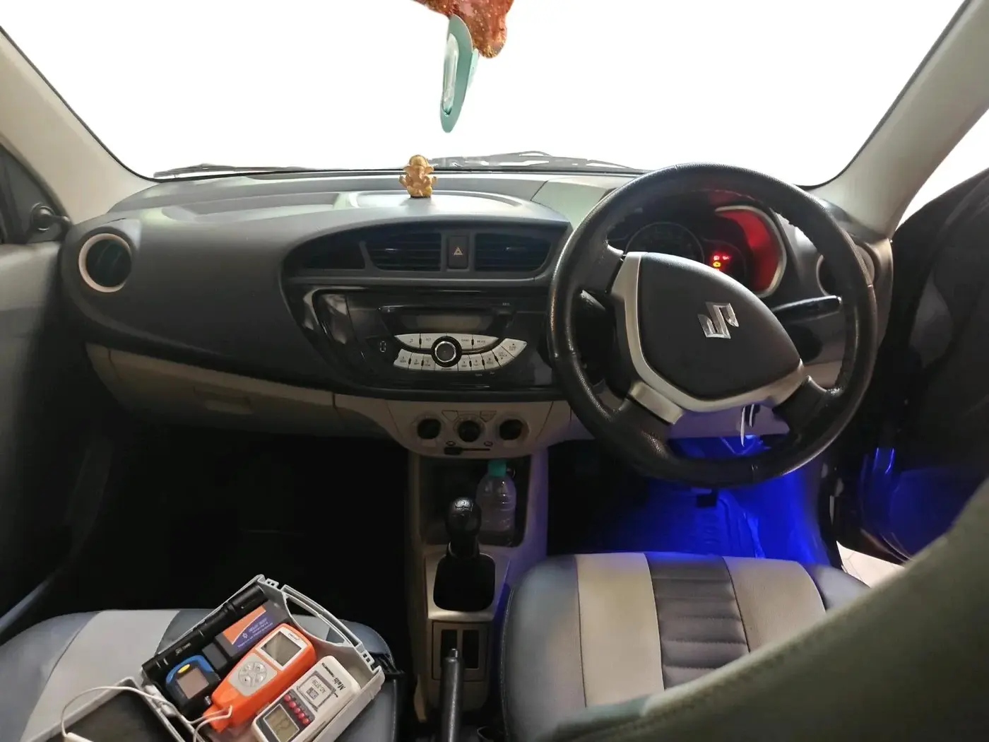 2016 Maruti Alto K10 VXI, Petrol, Manual, 27,984 km, interior