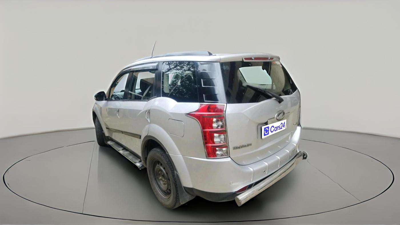 2013 Mahindra XUV500 W6, Diesel, Manual, 1,73,569 km, exterior