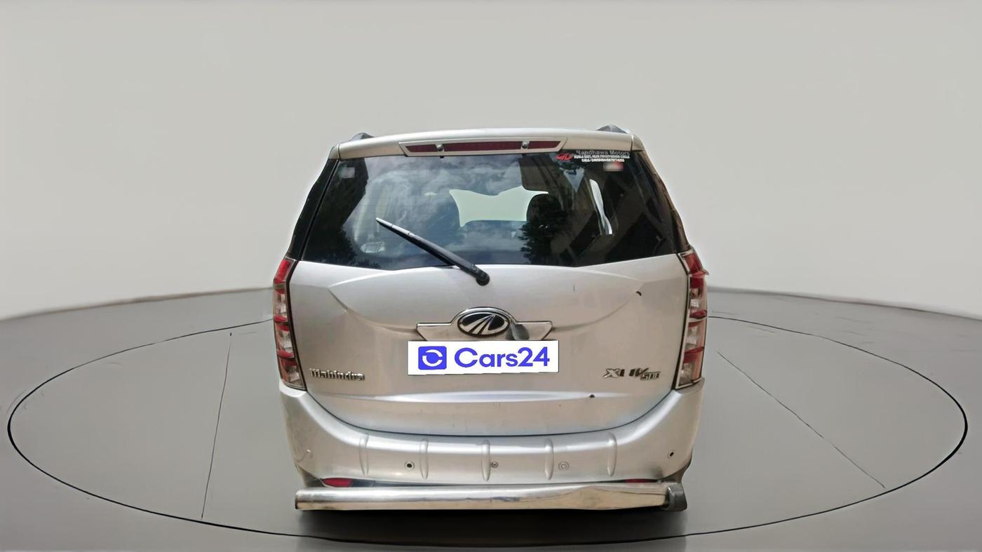 2013 Mahindra XUV500 W6, Diesel, Manual, 1,73,569 km, exterior