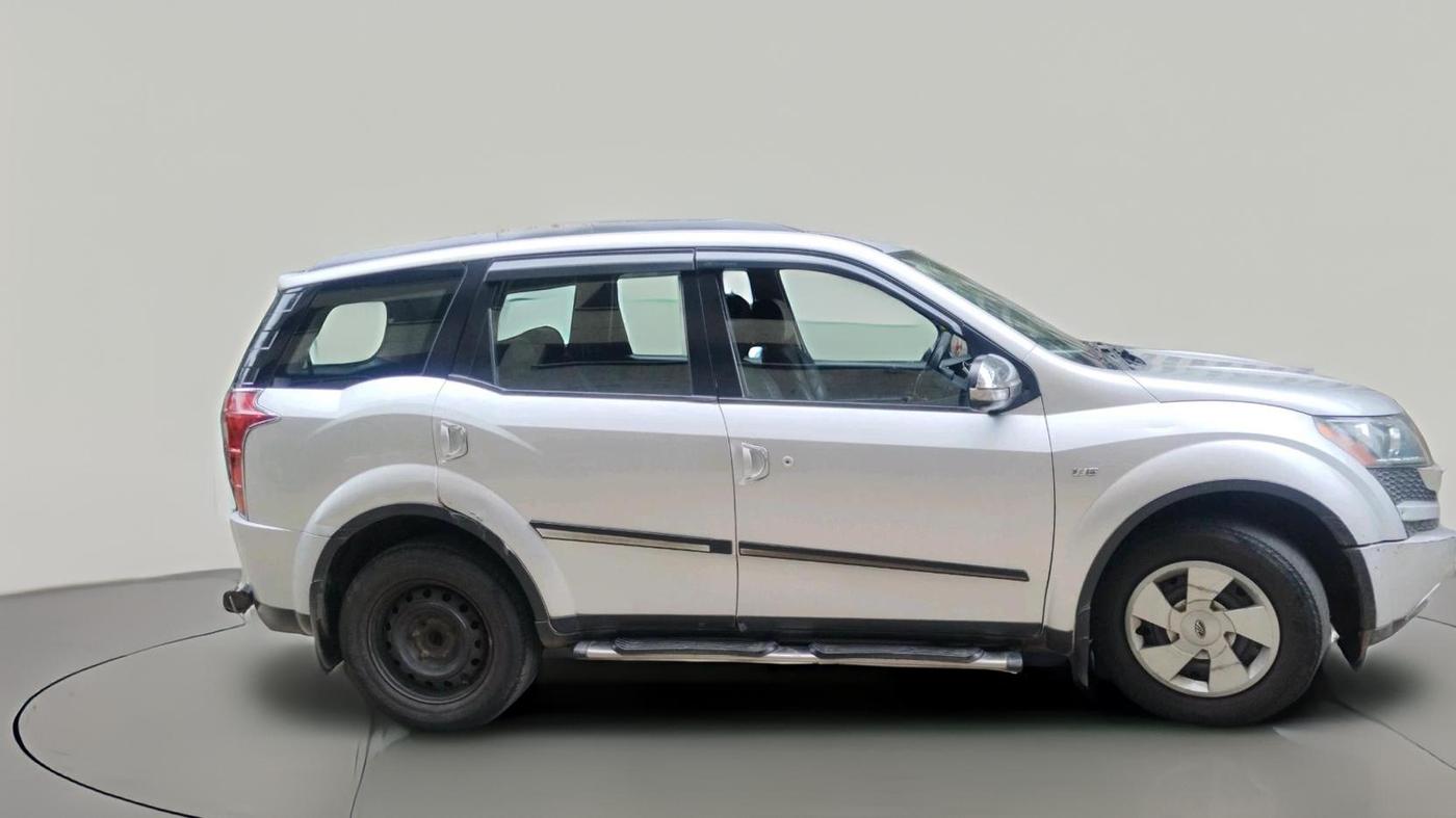2013 Mahindra XUV500 W6, Diesel, Manual, 1,73,569 km, exterior