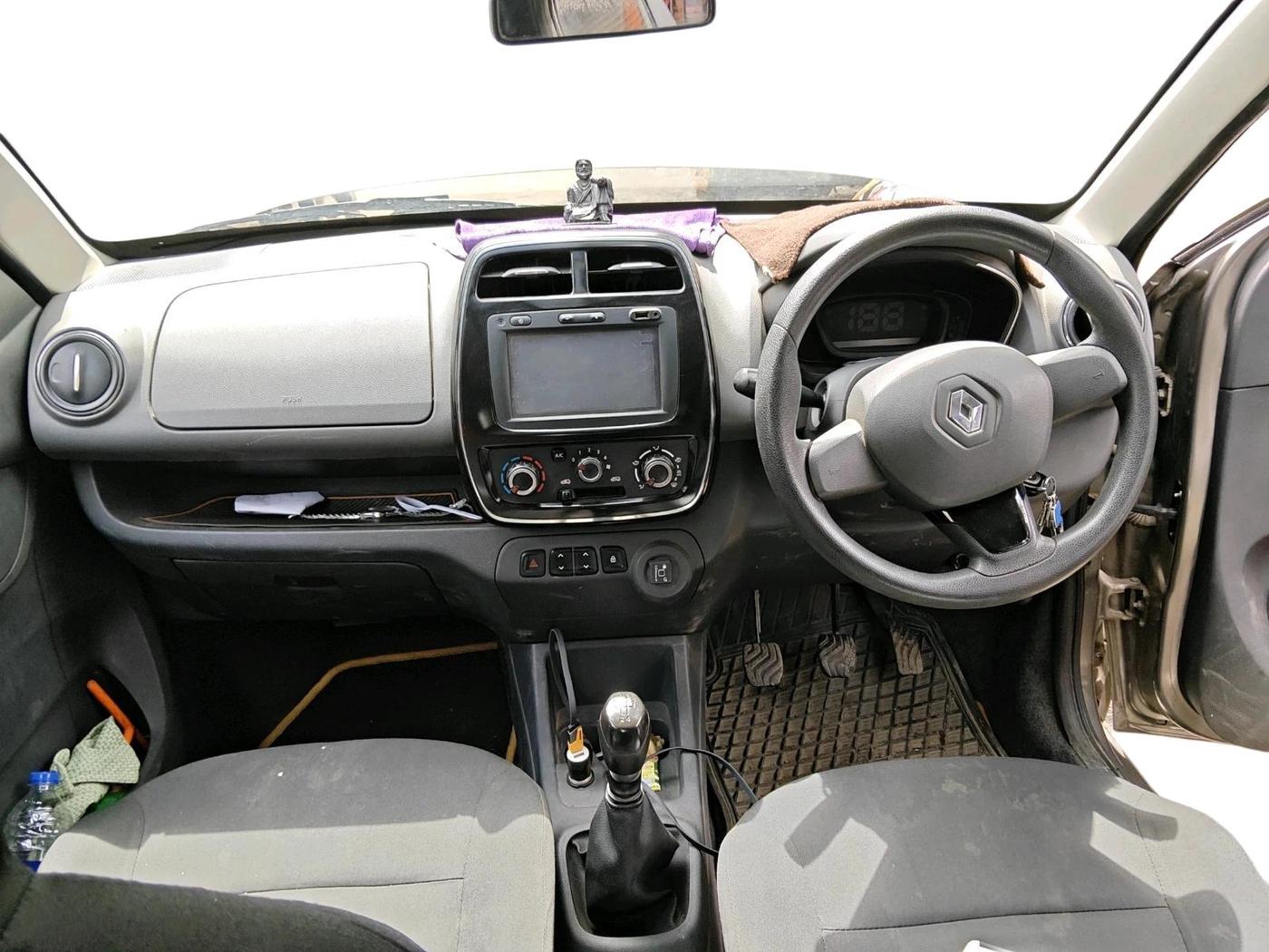 2016 Renault Kwid RXE, CNG, Manual, 30,609 km, interior