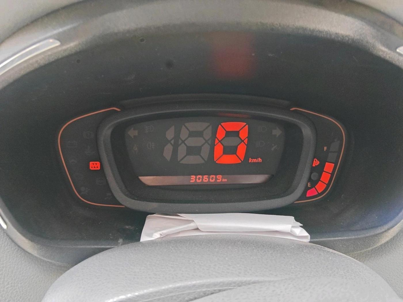 2016 Renault Kwid RXE, CNG, Manual, 30,609 km, interior