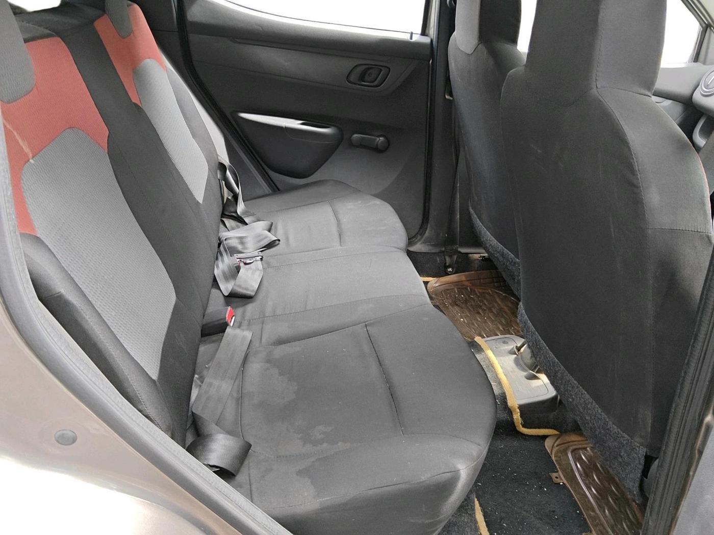 2016 Renault Kwid RXE, CNG, Manual, 30,609 km, interior