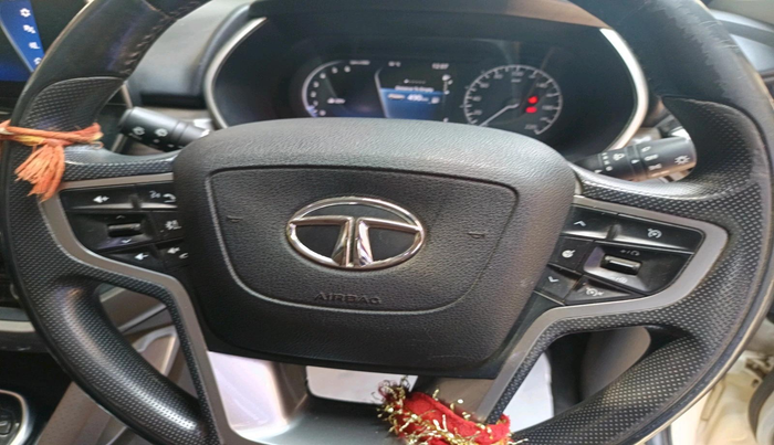 2019 Tata Harrier XZ 2.0L, Diesel, Manual, 74,679 km, interior